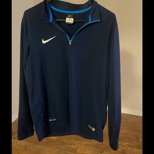 Nike Medium Quarter Zip, Dri-Fit Authentic Collection
